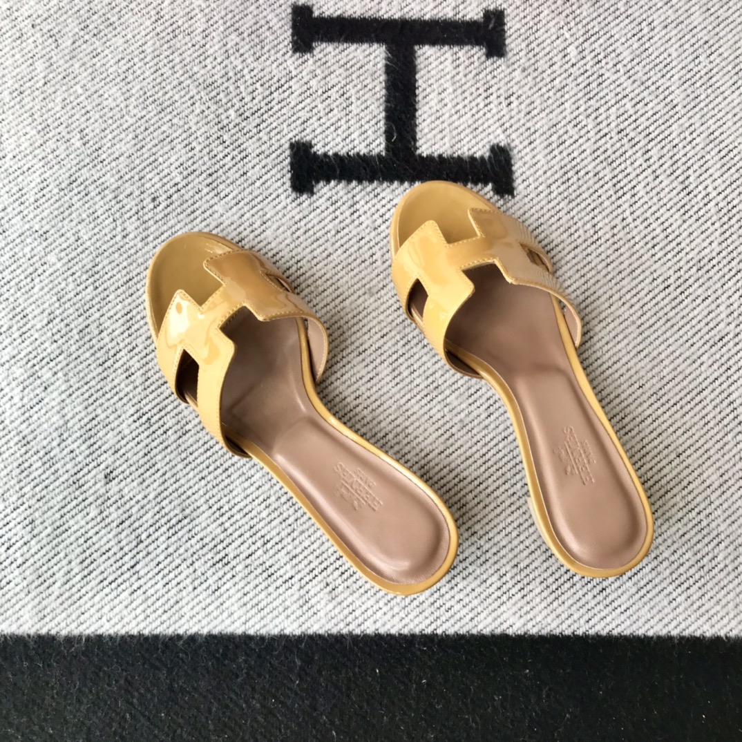 에르메스 올수공 오아시스 슬리퍼 샌들 페이던트 21